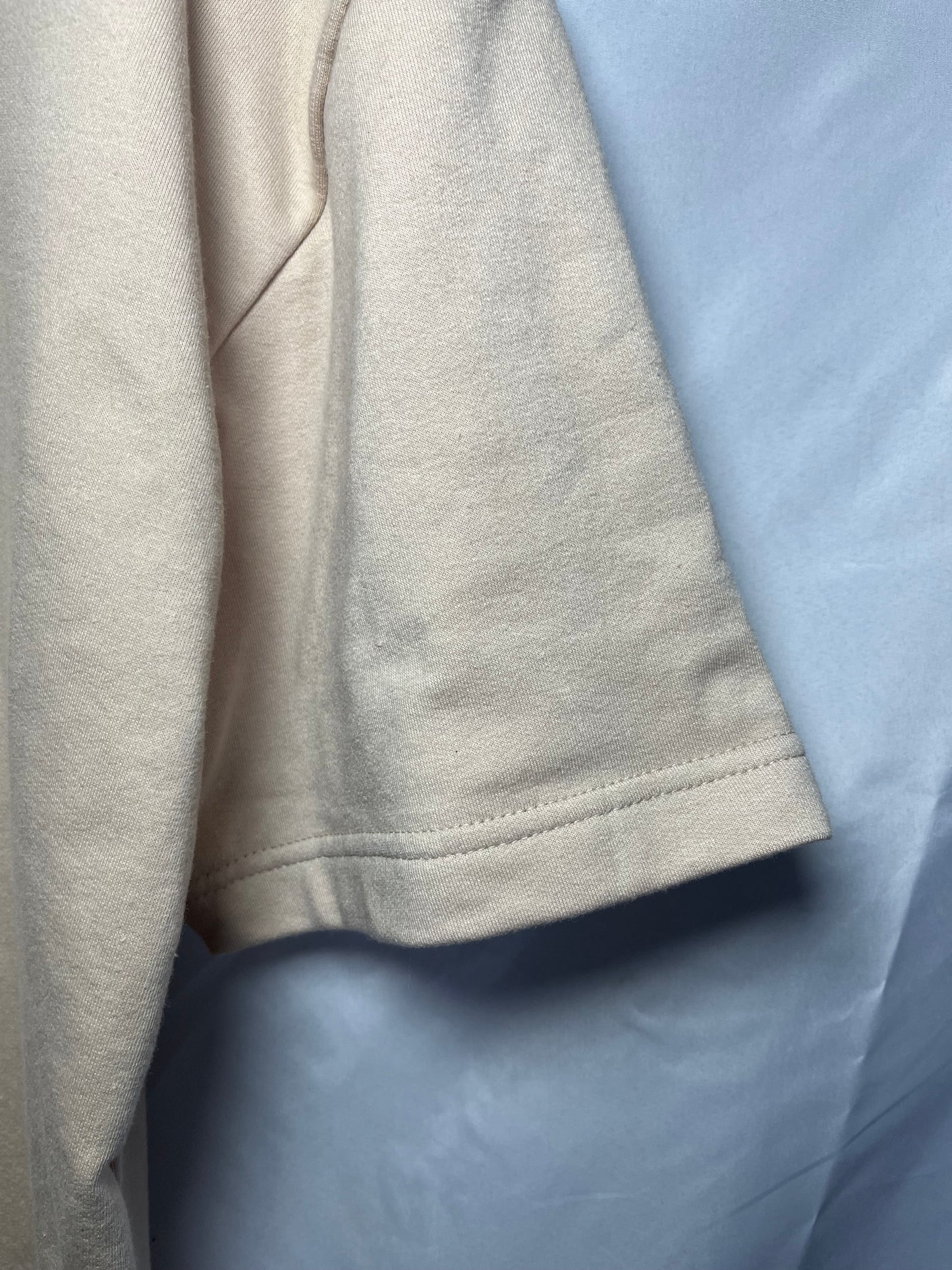 Camiseta Oversize Premium 260 g – Manga Corta (beige)